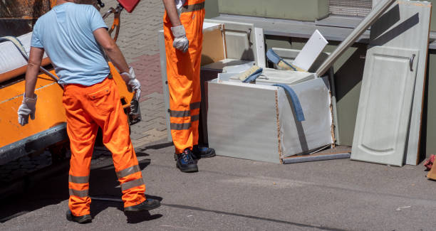 Best Construction Debris Removal  in Savoy, IL